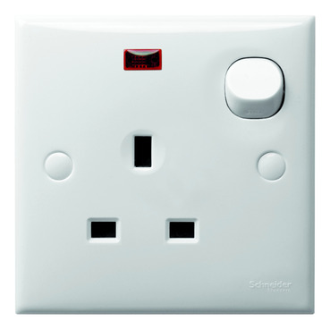 Schneider Electric S-Classic E15NR_WE_G2 白色 13A 單位連保護門有掣插座連指示燈正面圖