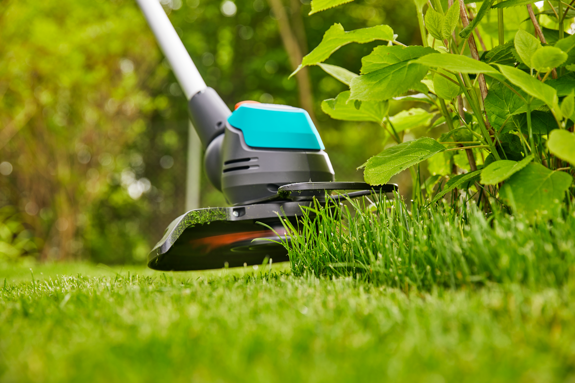 GARDENA EasyCut 23/18V P4A 修整草坪邊緣