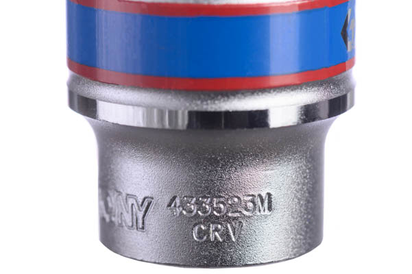 KING TONY 巴西 23 mm 標準套筒型號近照,可見 433523M 與 CRV 刻字;本品為 1/2 吋驅動 23 mm,單顆販售